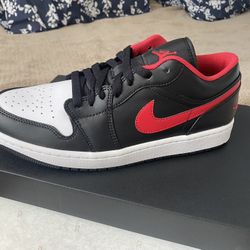 Air Jordan 1 Low Size 9.5