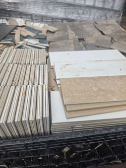 Mixed Lot of Ceramic and Stone Tiles 1 box