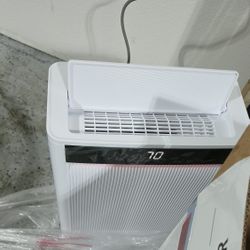 Dehumidifier 