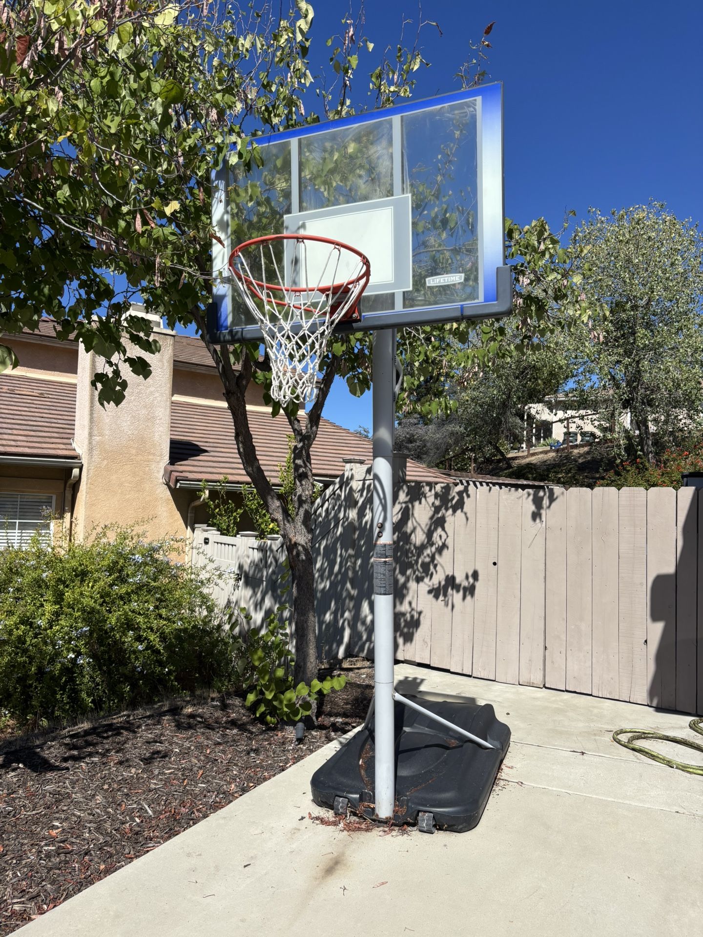 Basketball Hoop adjustable