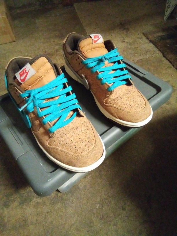 Nike Cork Low Top Size 10