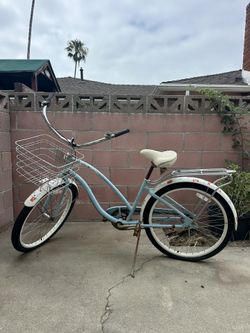 Schwinn Gigi Beach Cruiser