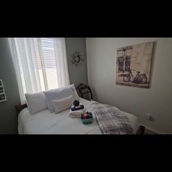 Full Size Antiqye Bed 