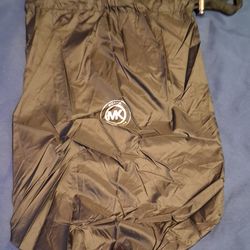 Michael Kors
Black Satin Cinch Sack