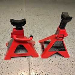 Dual Two-Ton Lift – Offers Strength and Stability! wide accept