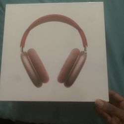 Red Airpod Maxes (Negotiable Prices!!