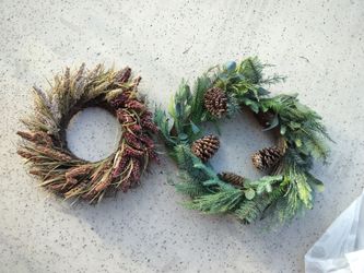 Set of 2 Decorative Wreaths - Fall and Winter Themes (20-21")