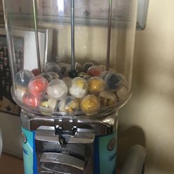 Coin Buble Gum m&m’ s Machine $85