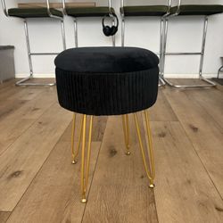 Black Velvet Storage Stool (Flip Top)