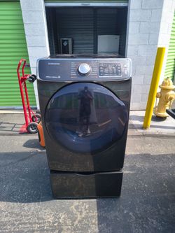 Samsung MultiSteam Gas Dryer with Pedestal