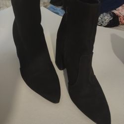 Women's Boots-LIKE NEW