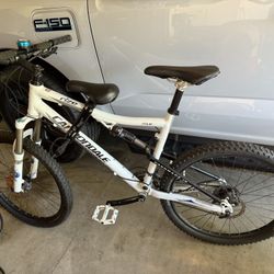 Cannondale Large Men’s Full Suspension Mountain Bike