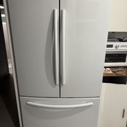 SAMSUNG 36” FRENCH DOOR REFRIGERATOR (FOR PARTS)