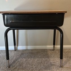 Adjustable Kids School Desk