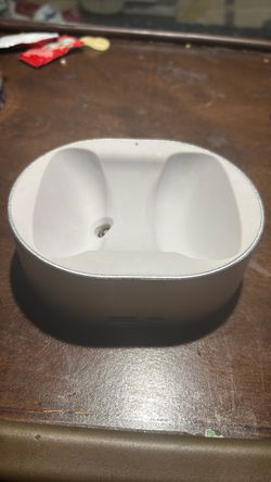 AirPods Max charging station
