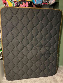 Full size mattress