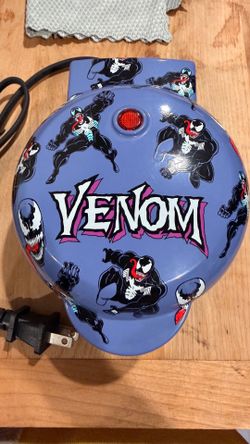 Marvel Venom Mini Waffle Maker