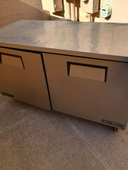 True 2-Door Undercounter Commercial freezer