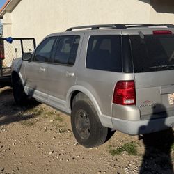 2002 Ford Explorer