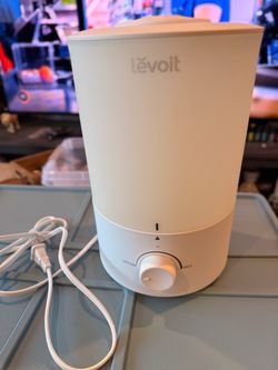 Levoit Humidifier White 3L Used Maybe Twice