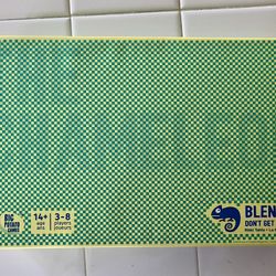 The Chameleon Board Game – Complete, Great Condition