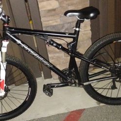 Santa Cruz Mountain Bike Black Obo