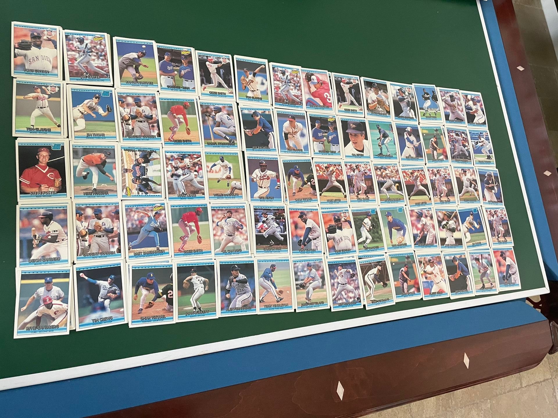 Donruss 1992 Assorted 700+ Baseball Cards