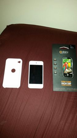 iPod Touch 4th Generation 8g case and Screen protector