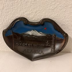 Vintage painted picture on metal Alaska made in Japan. Dog sleds with totem