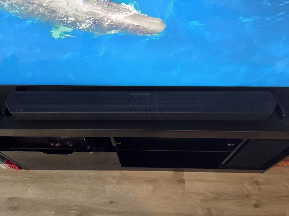 Samsung Q-series 3.1.2 ch. Dolby ATMOS Soundbar w/ Q-Symphony / HW-Q600C