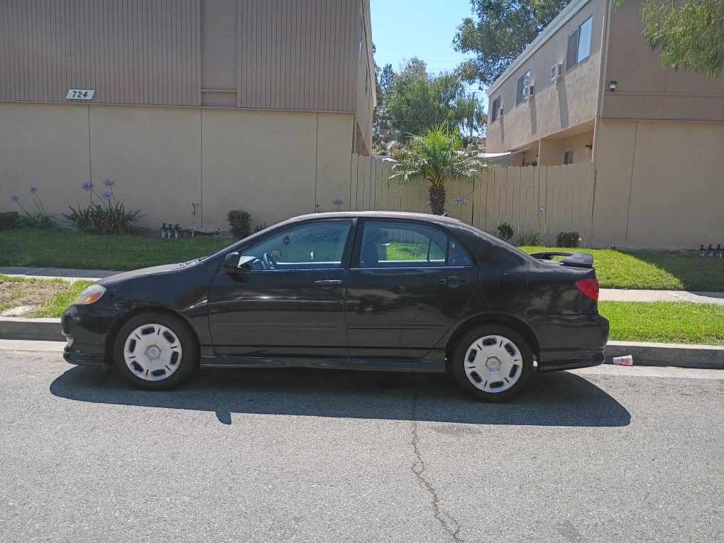 2003 Toyota Corolla