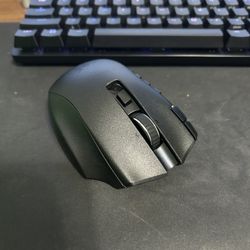 Razer naga V2 Hyper speed