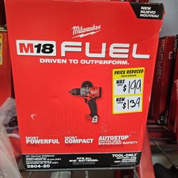 M18 Milwaukee 1/2 Hammer Drill Driver 