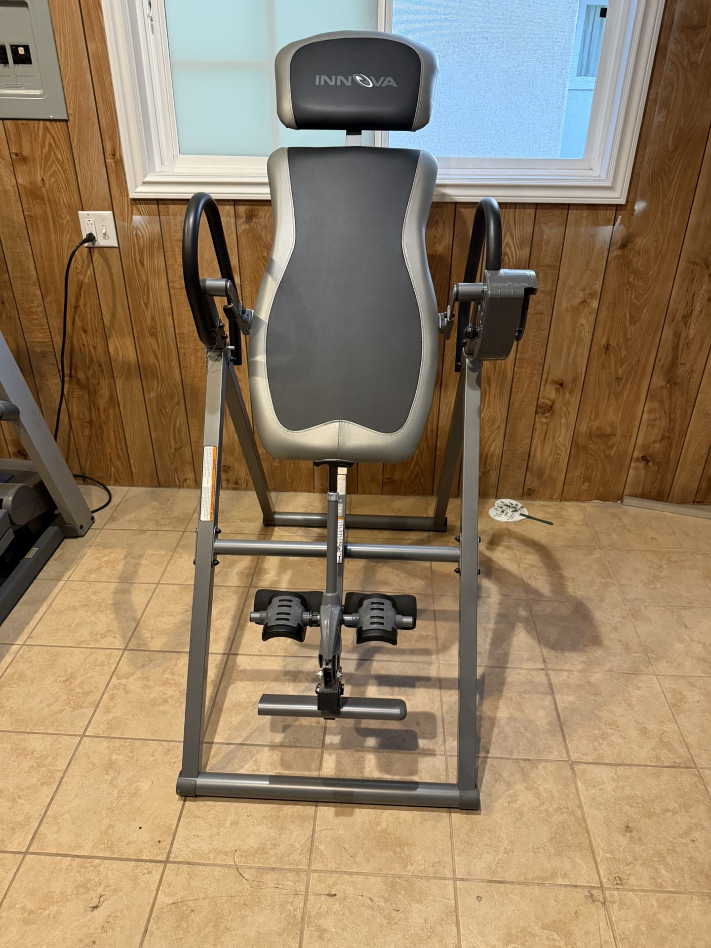 Innova Inversion Table