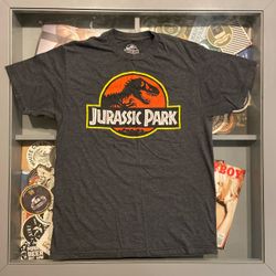 Jurassic Park Movie Shirt Medium, plus Cup