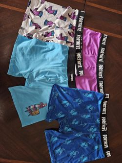 Fort Nite Youth Boxer Briefs Size 10, Barely Worn