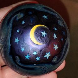 Beautiful Vintage 1977 World Famous Lundberg Studio Glass Art Paperweight