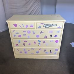 Free Dresser