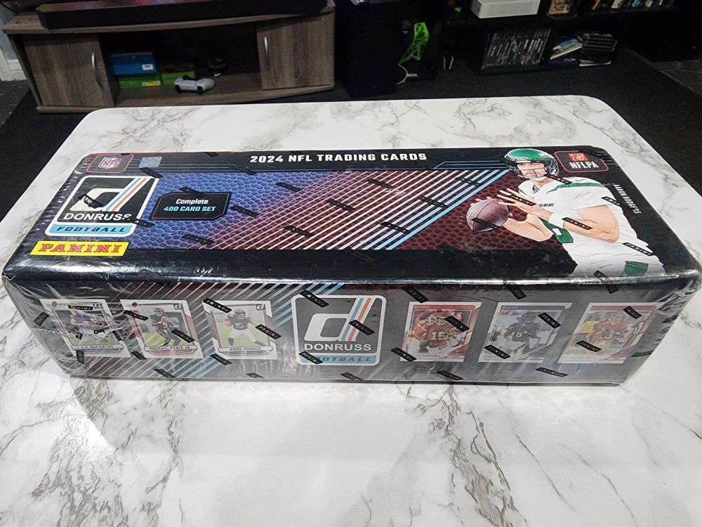 2024 Panini Donruss Football Complete Factory Set Box Sealed 400 Card Set - NEW