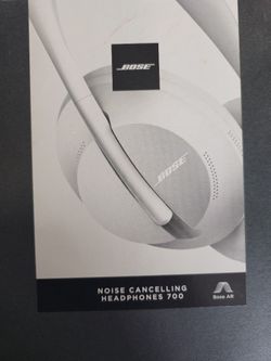 Bose Noise Cancelling Headphones 700 NC700 - Luxe Silver - FULL PACKAGE