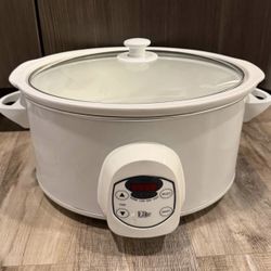 Elite by Maxi-Matic 6-Quart Programmable Slow Cooker