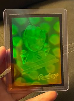 Rawlings Gold Glove Award Holographic Trading Card