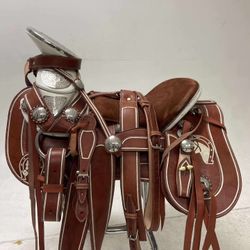 Bonitas Y Elegantes Monturas De Trabajo 