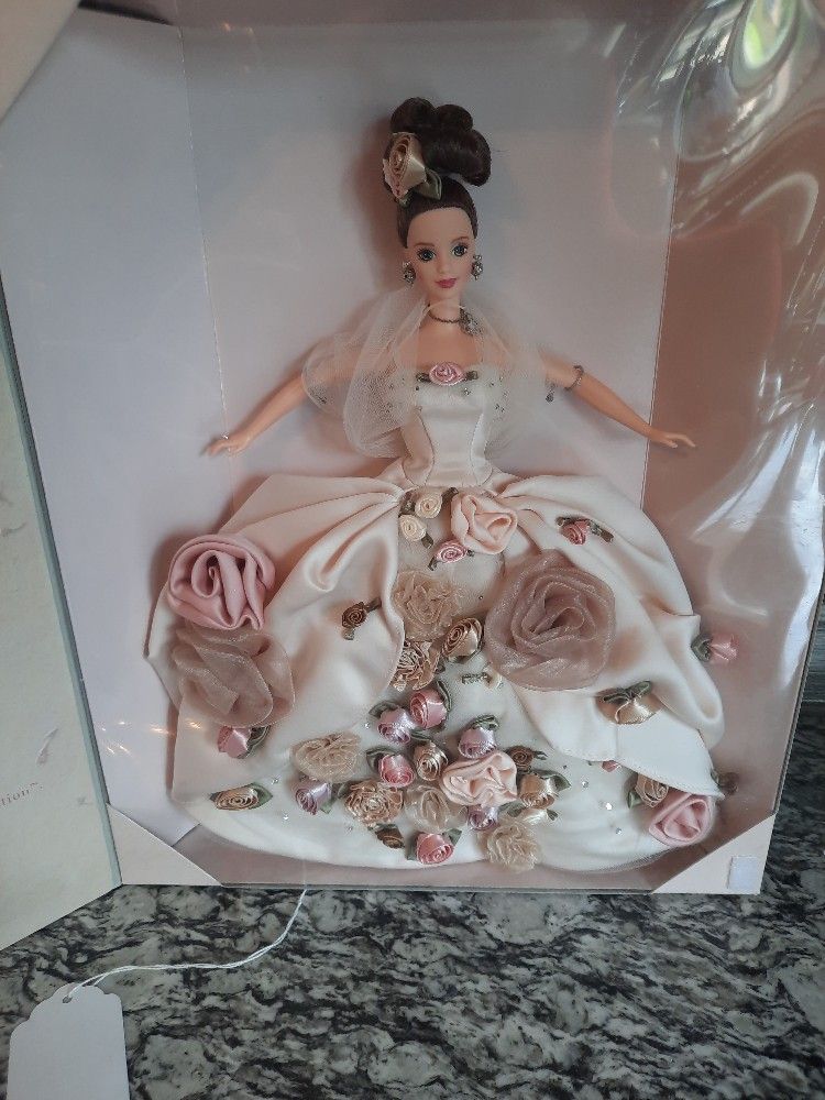 Limited Edition Antique Rose Barbie FAO Swartz