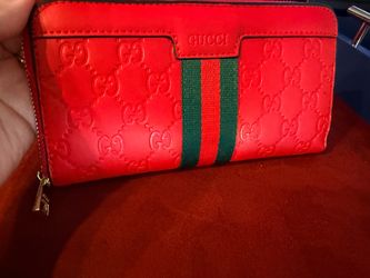 Red Wallet