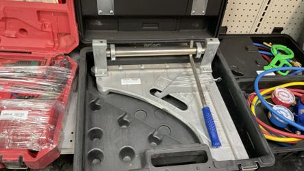 Crain floor covering tools tile