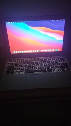 MacBook air 13 inch with charger