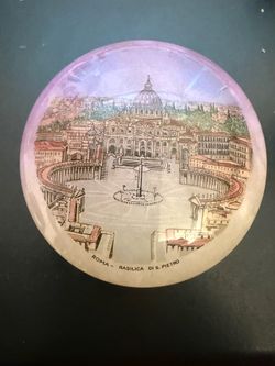 Vintage Italian alabaster souvenir trinket box featuring St. Peter's Basilica in Rome
