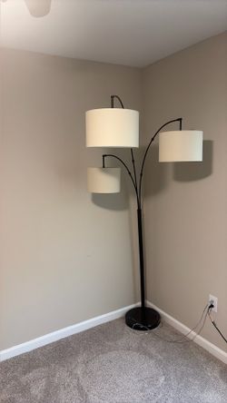 Floor lamp