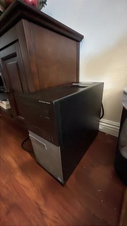 Desk Top Computer